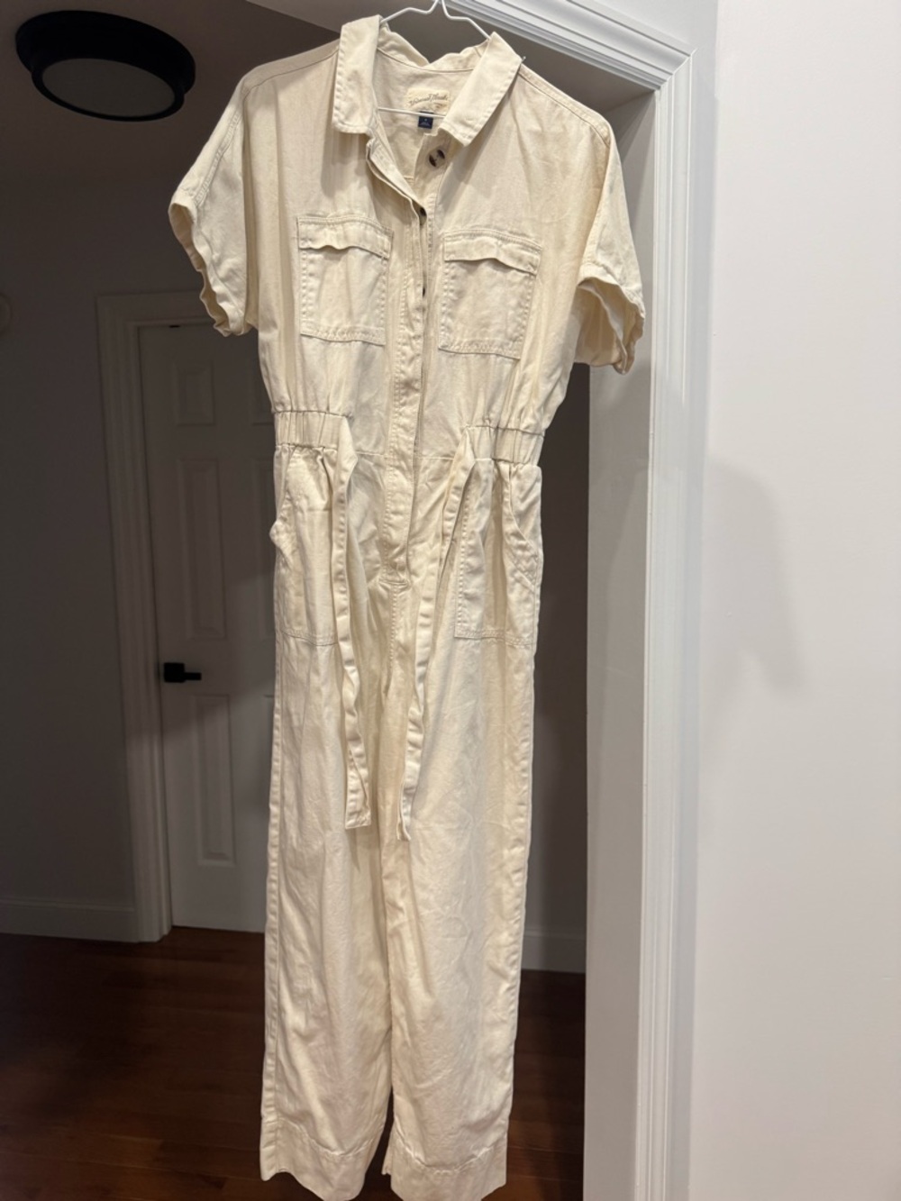 Universal Thread Cream Short-Sleeve Utility Jumpsuit with Tie Waist